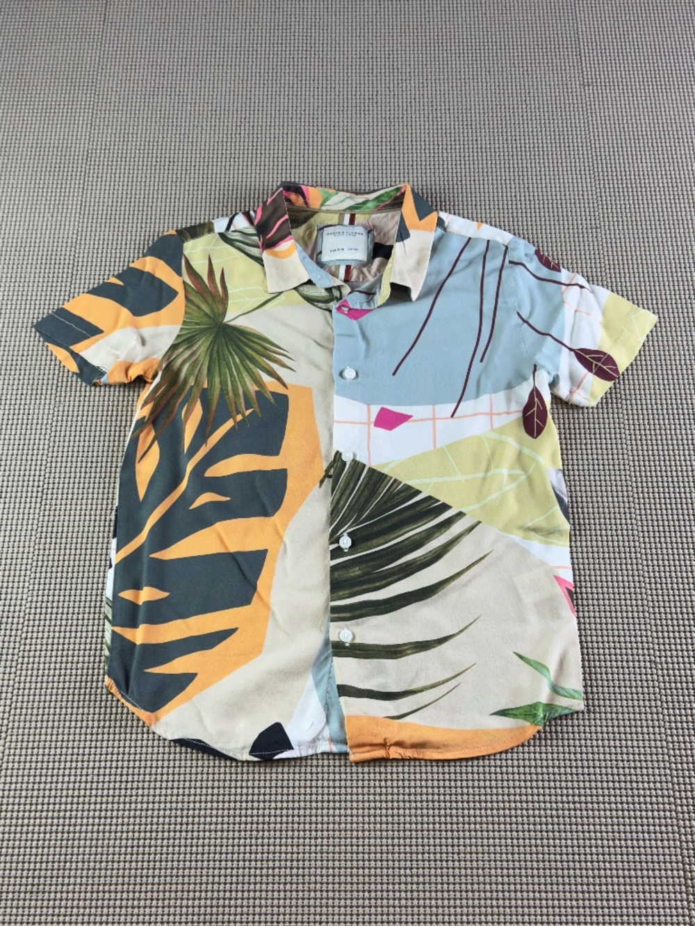 DENIM & FLOWER boys button down shirt short sleeve tropical print size 9/10